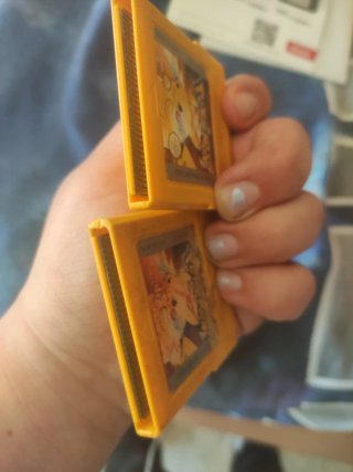Cartuchos Pokémon Amarillo Game Boy (2)