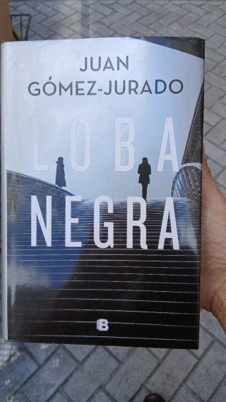 Loba Negra