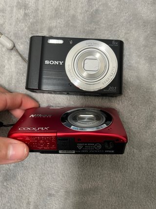 Fotocamere digitali Sony e Nikon