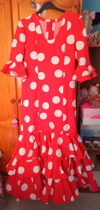 Traje de flamenca lunares