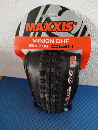 Neumático Maxxis Minion DHF 29x2.30 DD