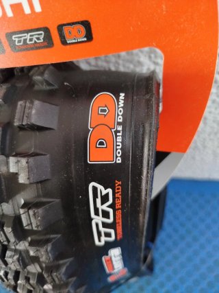 Neumático Maxxis Minion DHF 29x2.30 DD