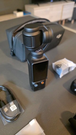 DJI Osmo Pocket 3 Creator Combo