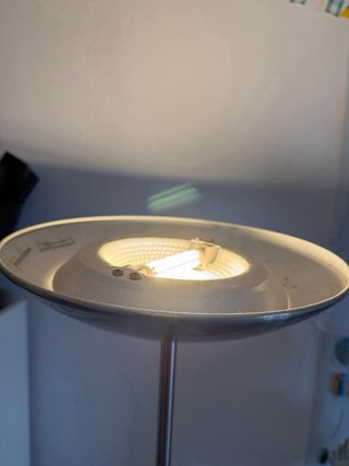 Lámpara de pie halógena regulable con dimmer – int
