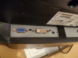 Monitor Hanns-G Plata y Negro