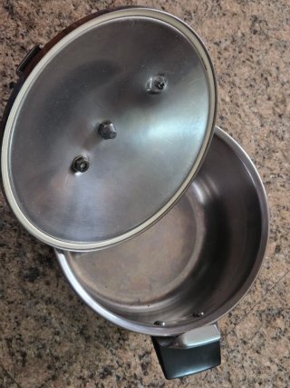Olla a Presión Magefesa