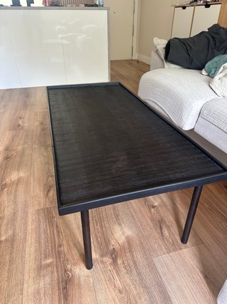 Mesa baja salón negra y marrón