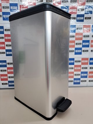 Cubo basura slim 40 L con pedal – Curver