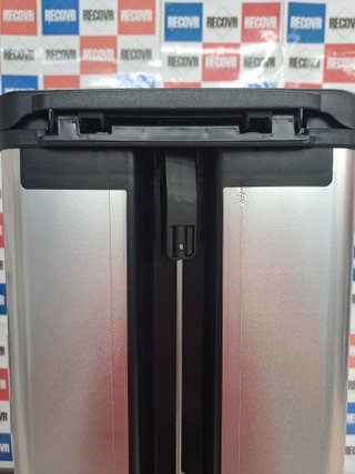 Cubo basura slim 40 L con pedal – Curver