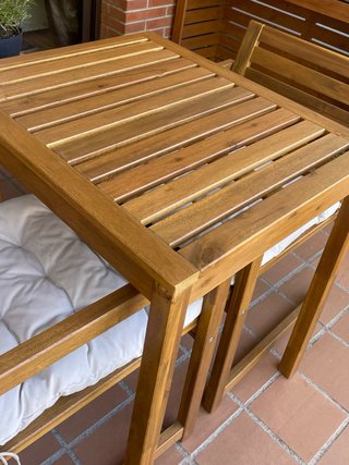 Mesa de jardín de madera