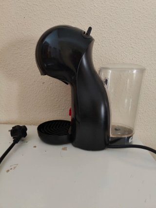 Cafetera Nescafé Dolce Gusto Negra