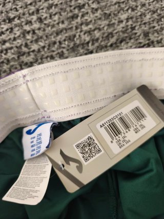 Pantalón corto Unicaja Baloncesto Talla XXL.