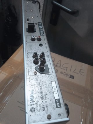 Sintonizador Yamaha AM/FM Stereo T-15