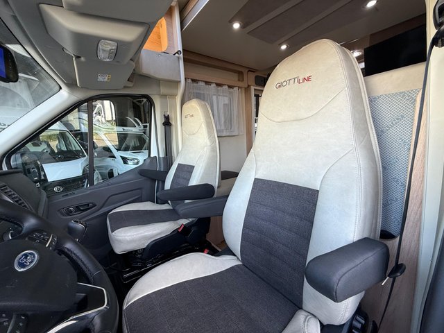 FORD TRANSIT GIOTTILINE 2024