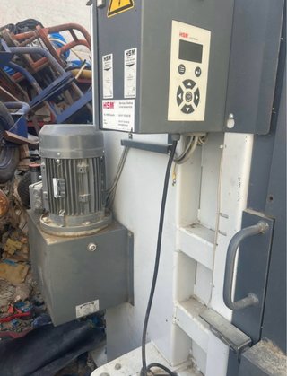 Prensa HSM V-Press 1160 para carton y plasticos.