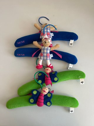 4 Perchas Bebé Niña Oso y Mariposa