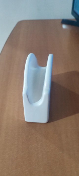 Portatovaglioli in fine porcellana made in italy