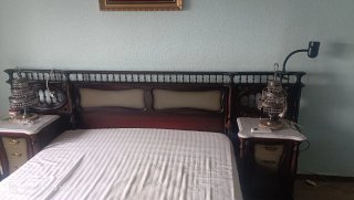 Habitación completa: Armarios y cama