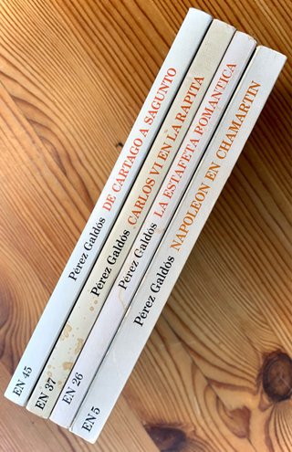Lote 4 libros de BENITO PÉREZ GALDÓS