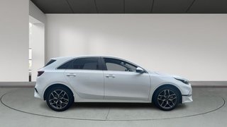 Kia Ceed 1.6 MHEV TECH 136 5P