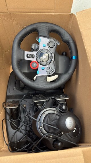 Volante Logitech G920 y palanca de cambioPS5 y PC