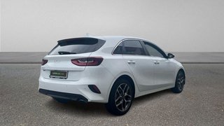 Kia Ceed 1.6 MHEV TECH 136 5P