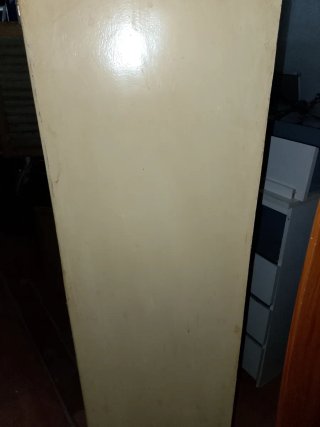 Alacena antigua madera y metal