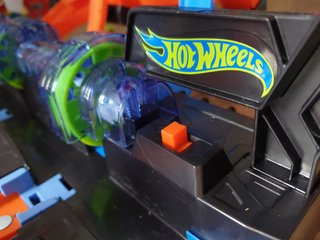 Circuito Hot Wheels Triple Looping