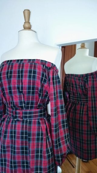 Vestido cuadros off-shoulder
