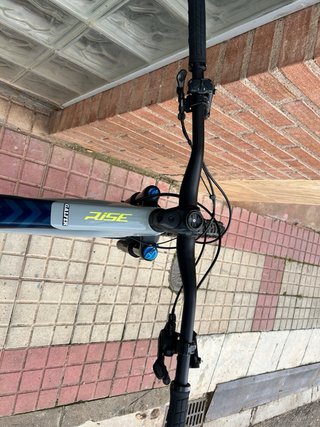 Orbea Rise Eléctrica Talla M Bicicleta muy ligera