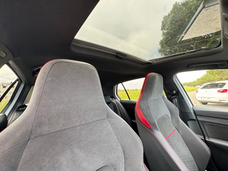 Volkswagen Golf 2022, foto 14
