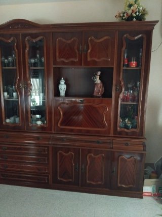 Conjunto Mueble Comedor y Mesa