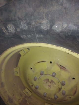 Ruedas y llantas tractor John Deere 18.4-34