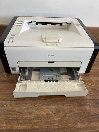 Impresora Ricoh SP 201N Láser