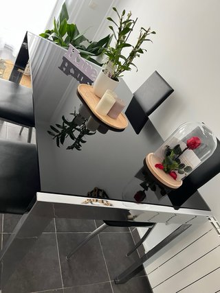 Mesa de comedor cristal y metal