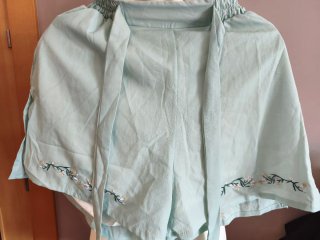 Conjunto estilo chino blanco y verde
