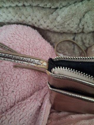 Bolso Parfois dorado y plateado