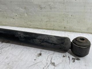 Mazda b45c28700a amortiguador 3 center-line 143420