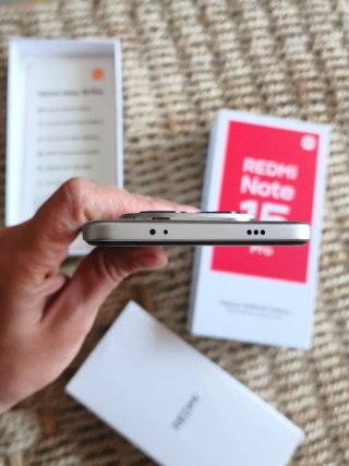 Xiaomi Redmi Note 15 Pro