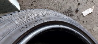 275/40 R19 101Y