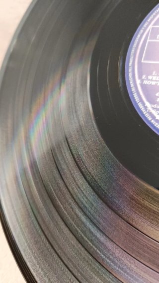 Vinilo 10cc - Look Hear? (Edición Española 1980)NM