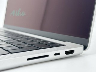 MacBook Pro 14" (2021) M1 PRO 8 CPU/14 GPU núcleos - SSD 512GB - 16GB RAM - Plata