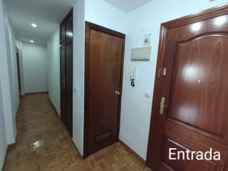 Alquiló piso Jaén, junto hospital Ciudad de Jaén