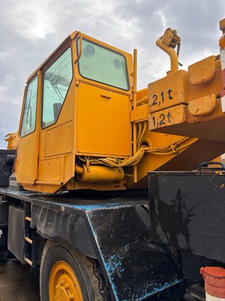 Grúa Autopropulsada Liebherr