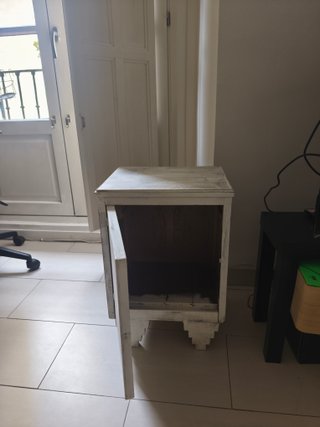 Mesita de noche madera gris y blanca