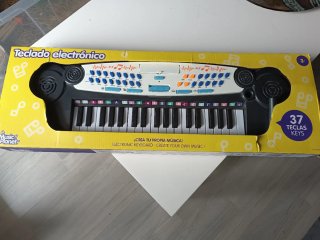 Teclado Electrónico Music Planet 37 Teclas
