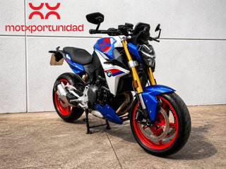 BMW F 900 R