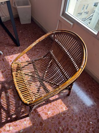 Silla de ratán estilo vintage