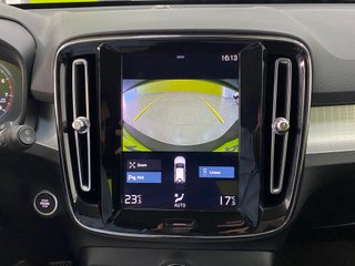 Volvo XC40 Momentum Pro T2 1.5 129CV Auto. EL TOP!