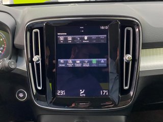 Volvo XC40 Momentum Pro T2 1.5 129CV Auto. EL TOP!